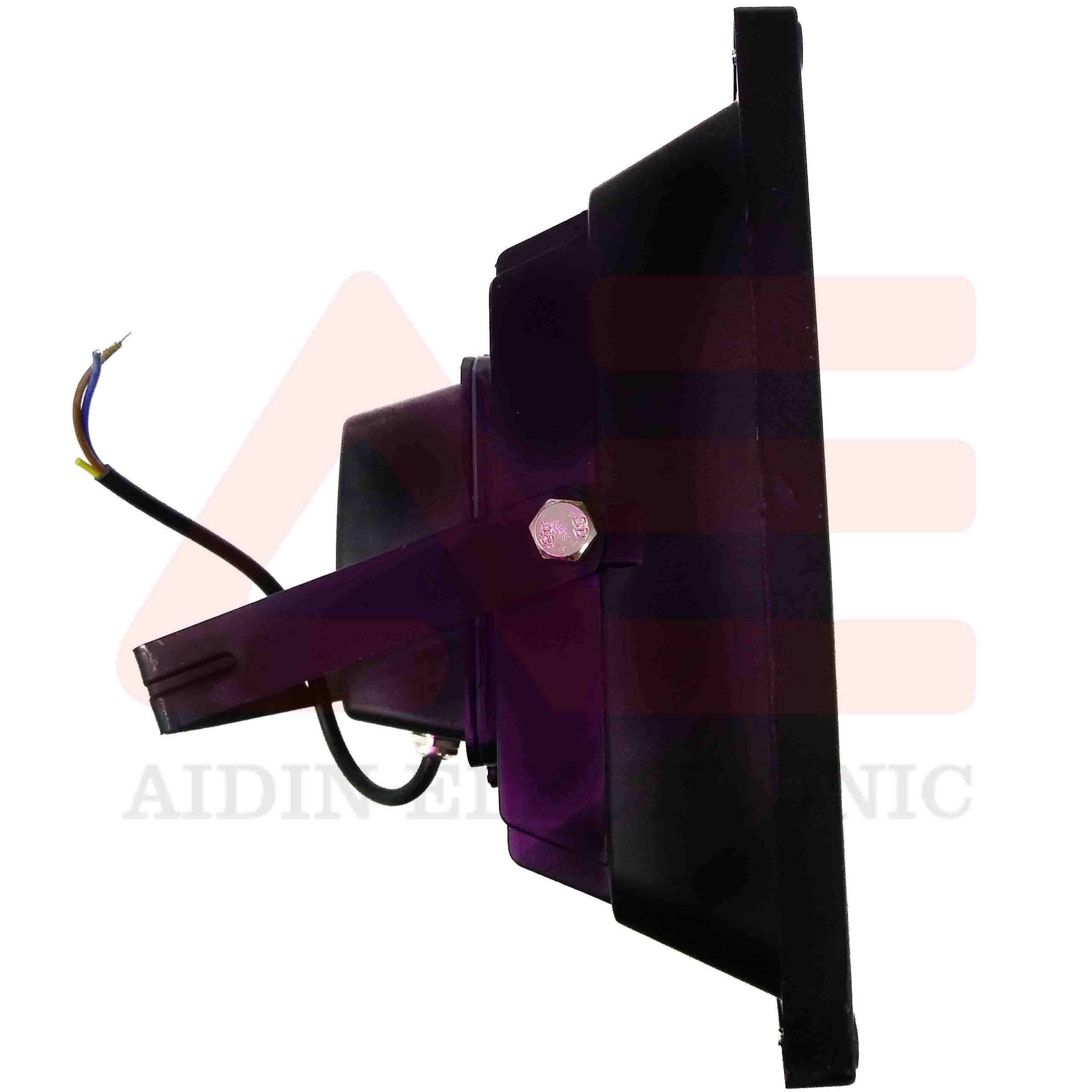 پروژکتور ۵۰ وات UV کلاس A ضدآب IP65 پروژکتور ۵۰ وات UV کلاس A ضدآب IP65